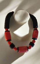 Cargar imagen en el visor de la galería, Barriles rojos
