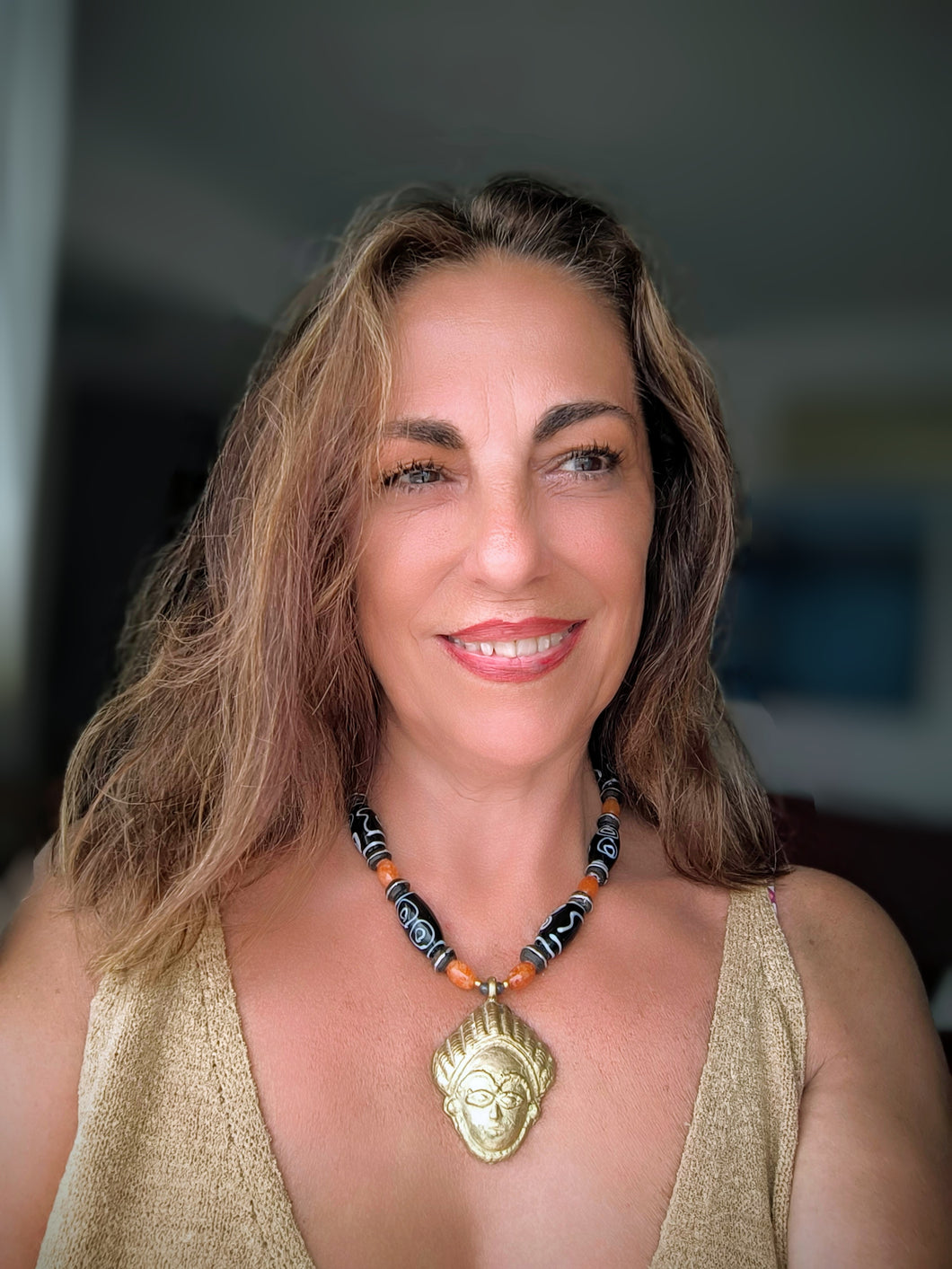 Carita de bronce