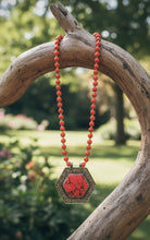 Cargar imagen en el visor de la galería, Medallones en plata y azules
