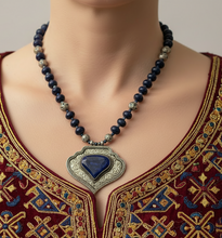 Cargar imagen en el visor de la galería, Corazón lapizlazuli
